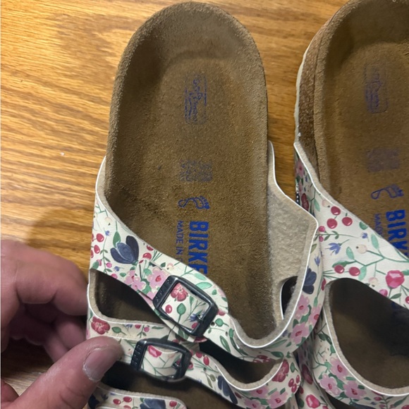 Birkenstock Kids Floral White Sandals - Picture 2 of 5